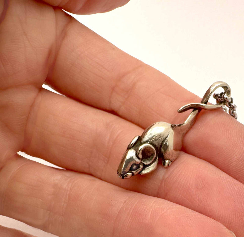 Darling Clarice, The Big Rat Necklace