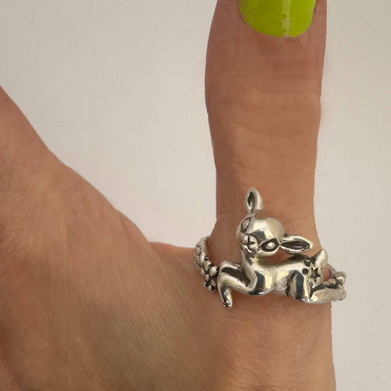 Jumping Deer Ring