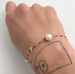 Pearl Skull Bracelet in gold and black - Anomaly Jewelry