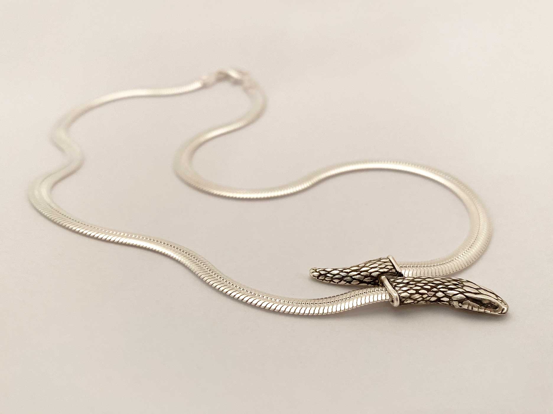 Snake Chain Necklace in sterling silver – Anomaly